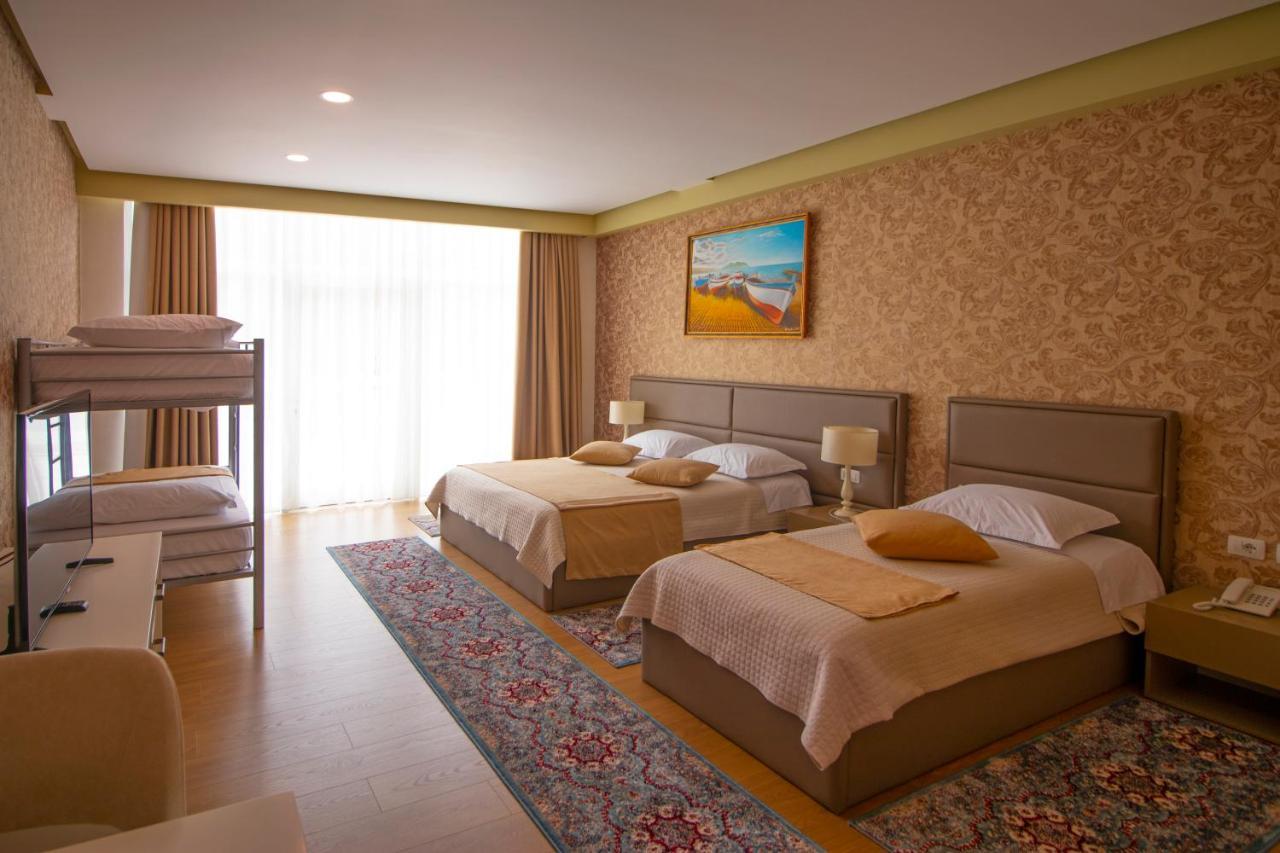 Nbt Hotel Reps Kukes Экстерьер фото